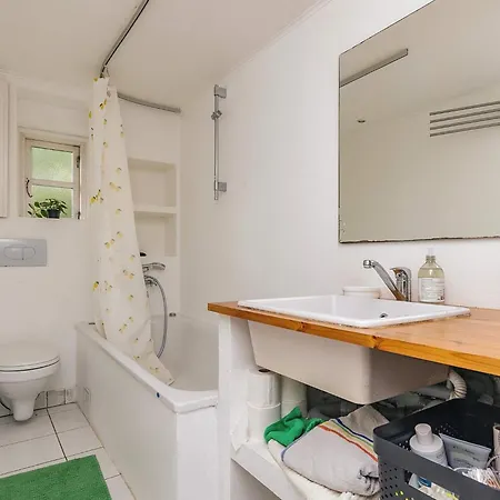 度假居 5 Person In